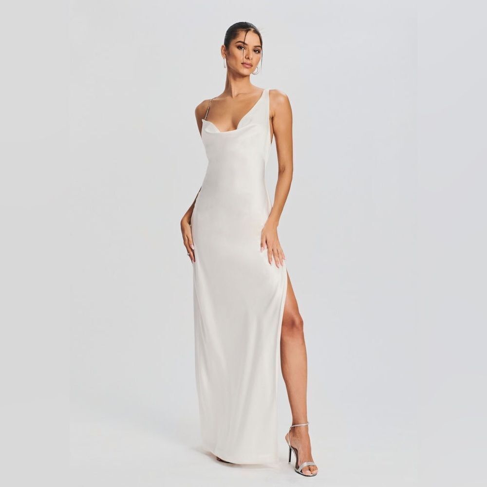 RETROFÊTE Morena Gown Dress White‎ size Large - New with tags!